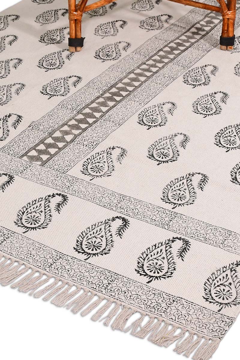 Traditional Hand Block Printed Paisley Cotton Dhurrie Rug - Image 6